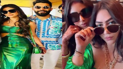 Mouni Roy की शादी के बाद की First photo, हाथों में चूड़ा और सिंदूर लगाए दिखी ऐसे  |  FilmiBeat