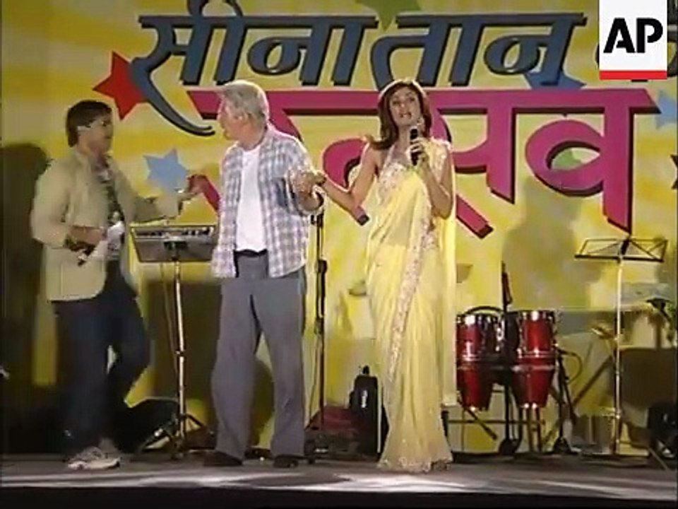 Shilpa Shetty appeals to Supreme court to move case to Mumbai in order to appeal against arrest warr