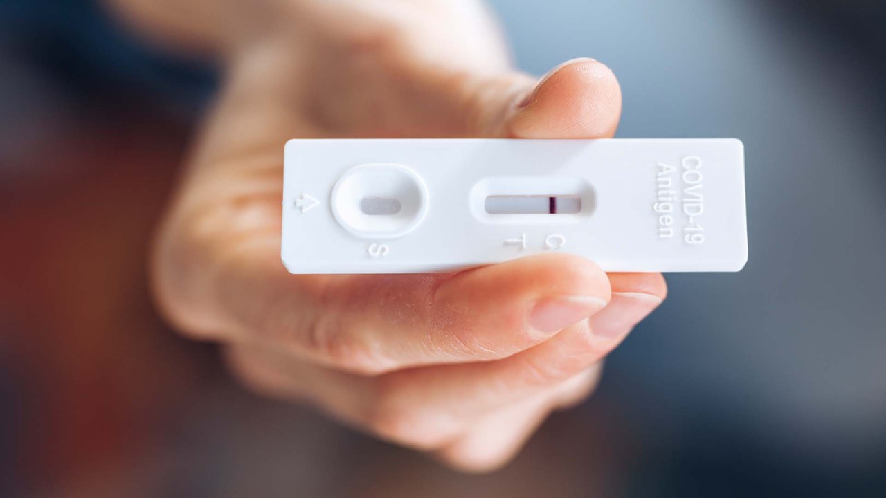 Corona-Warnung: Finger weg von DIESEN Schnelltests