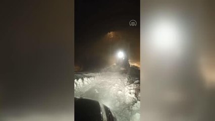 Karla mücadele sürüyor