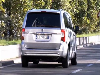 Lancia Voyager 2011