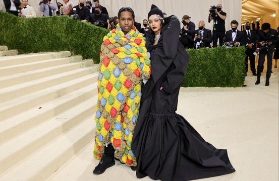 Rihanna e ASAP Rocky ormai inseparabili: ‘Amore folle’