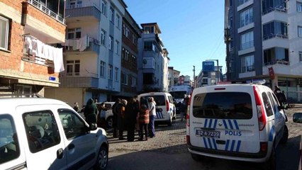 Vefat eden eşinin üzüntüsüne dayanamayıp, intihar etti