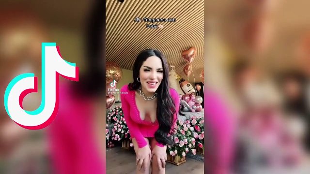 _♀️Los TIK TOKS de KIMBERLY LOAIZA nuevos ✨ enero 2022 tiktoks recientes con Juan de Dios Panto