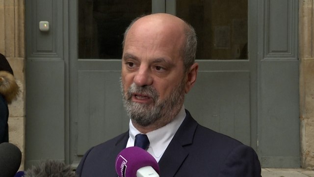Jean-Michel Blanquer : Les épreuves de spécialités du bac sont reportées à mi-mai