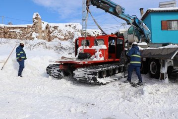 ÇEDAŞ'ın "enerji timleri" 1700 rakımlı köydeki arızayı giderdi
