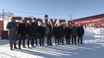 KKTC Cumhurbaşkanı Tatar, Erciyes Kayak Merkezi'ni ziyaret etti