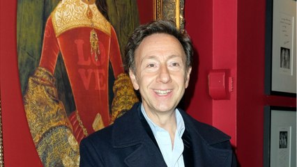 GALA VIDEO - Stéphane Bern : cette coquette somme récoltée après la vente de ses meubles