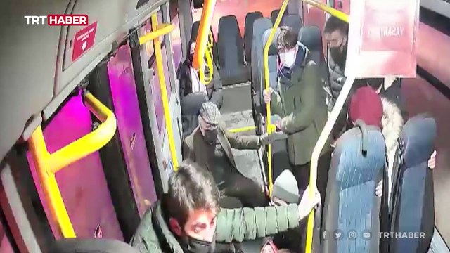 Rahatsızlanan yolcuyu otobüs şoförü hastaneye yetiştirdi