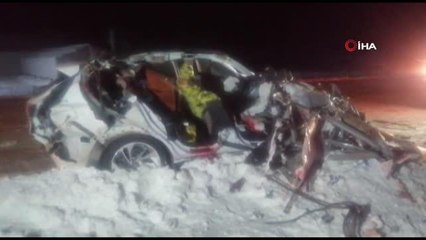 Yozgat'ta otomobil ile çekici çarpıştı: 3 ölü 2 yaralı