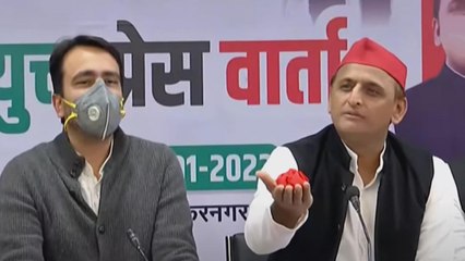 I always carry 'laal potli' in pocket, Says Akhilesh Yadav