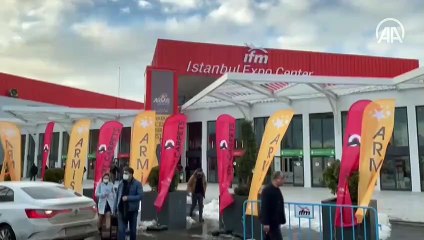 Avrupa'nın en büyük mobilya fuarında 'zabıtaların teftiş girişimi' tepki topladı