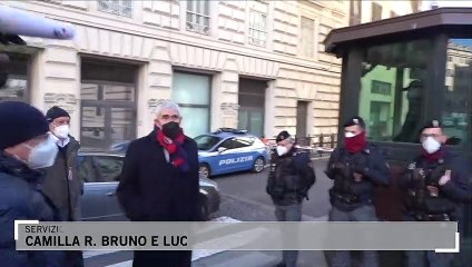 Quirinale, i partiti ai leader: "Fate presto. Trovate un accordo oppure Mattarella bis"