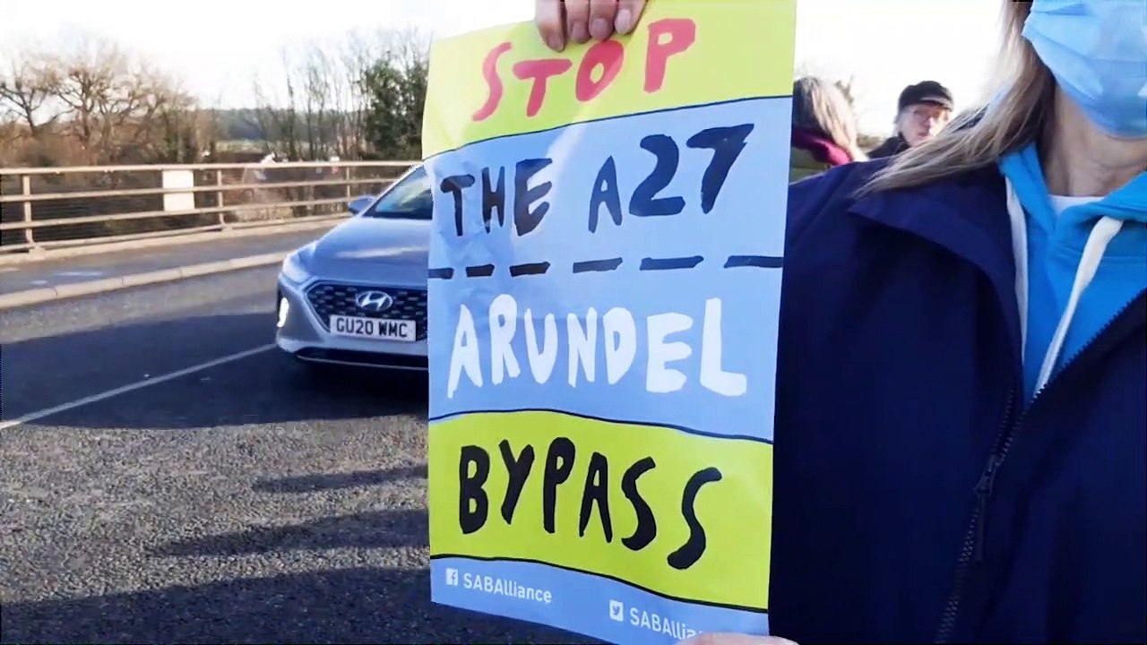 Extinction Rebellion protest on A27