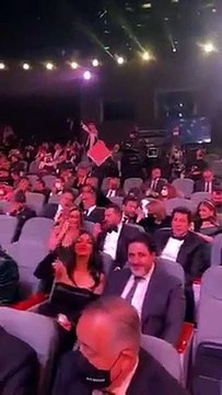 بوسي شلبي تعبر عن إعجابها بجون ترافولتا بطريقة سببت لها انتقادات