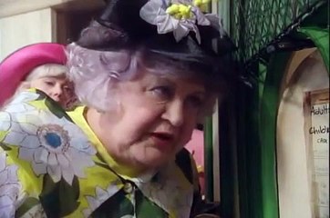 Grace & Favour [Are You Being Served. Again!] S2/E4 Frank Thornton Wendy Richard Mollie Sugden John Inman