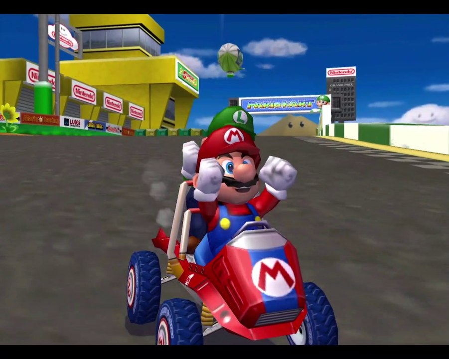 GameCube Gameplay - Mario Kart Double Dash - Luigi Circuit - Mario and Luigi