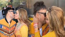 Rakhi Sawant ने बीच सड़क पार की हदें Husband Ritesh के साथ किया Liplock,Video Viral । Boldsky