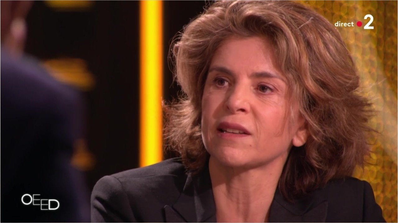 FEMME ACTUELLE - Jean-Jacques Bourdin accusé de tentative d'agression sexuelle : Anne Nivat craque dans "On est en direct"