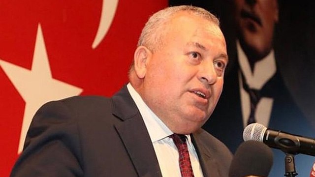 Cemal Enginyurt: Milletin gündemi açlık, yoksulluk, sefalet