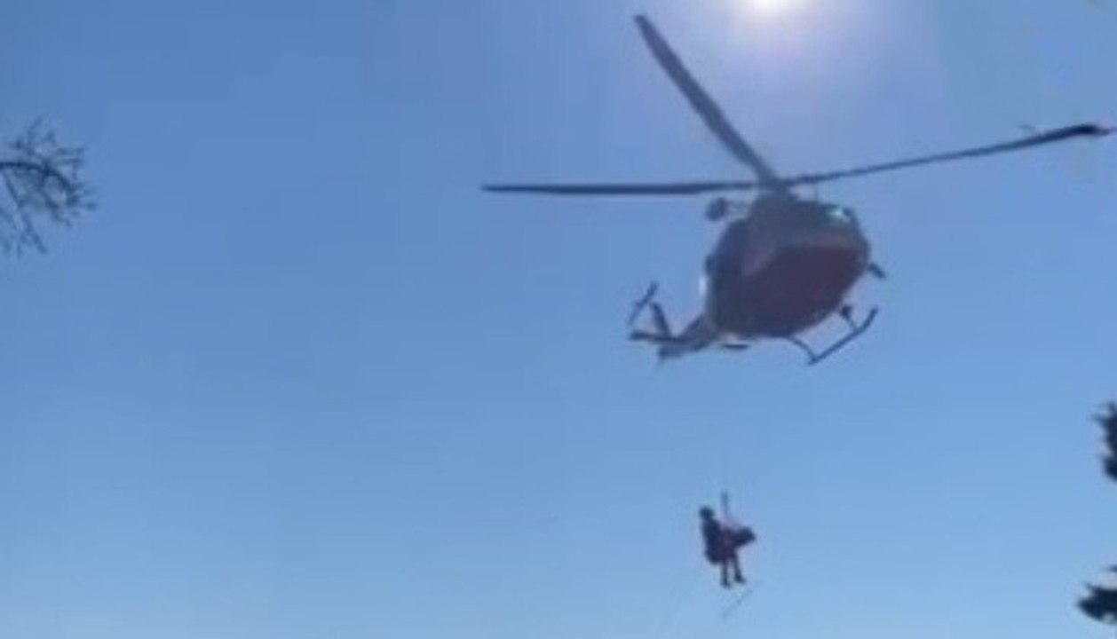 Prato - Escursionista ferita soccorsa in elicottero sul Monteferrato (30.01.22)