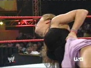 RAW 24/10/05: Trish, Mickie & Ashley Vs Vince Devils