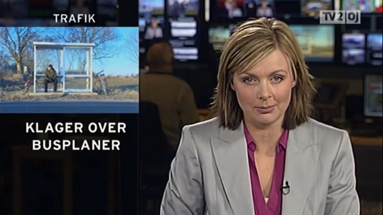 22:20 ~ Klager over busplaner |2-2| Midttrafik | Susanne Muusmann | Ormslev | Aarhus | 27-01-2011 | TV2 ØSTJYLLAND @ TV2 Danmark