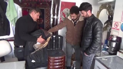 Donmak üzere olan kartal kurtarıldı