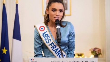 Voici - Diane Leyre révèle comment elle a été accueillie par les anciennes Miss France