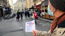 Tracts «Avec vous 2022» : «Ah c’est Macron ? Mais pourquoi y’a pas son nom dessus ?»