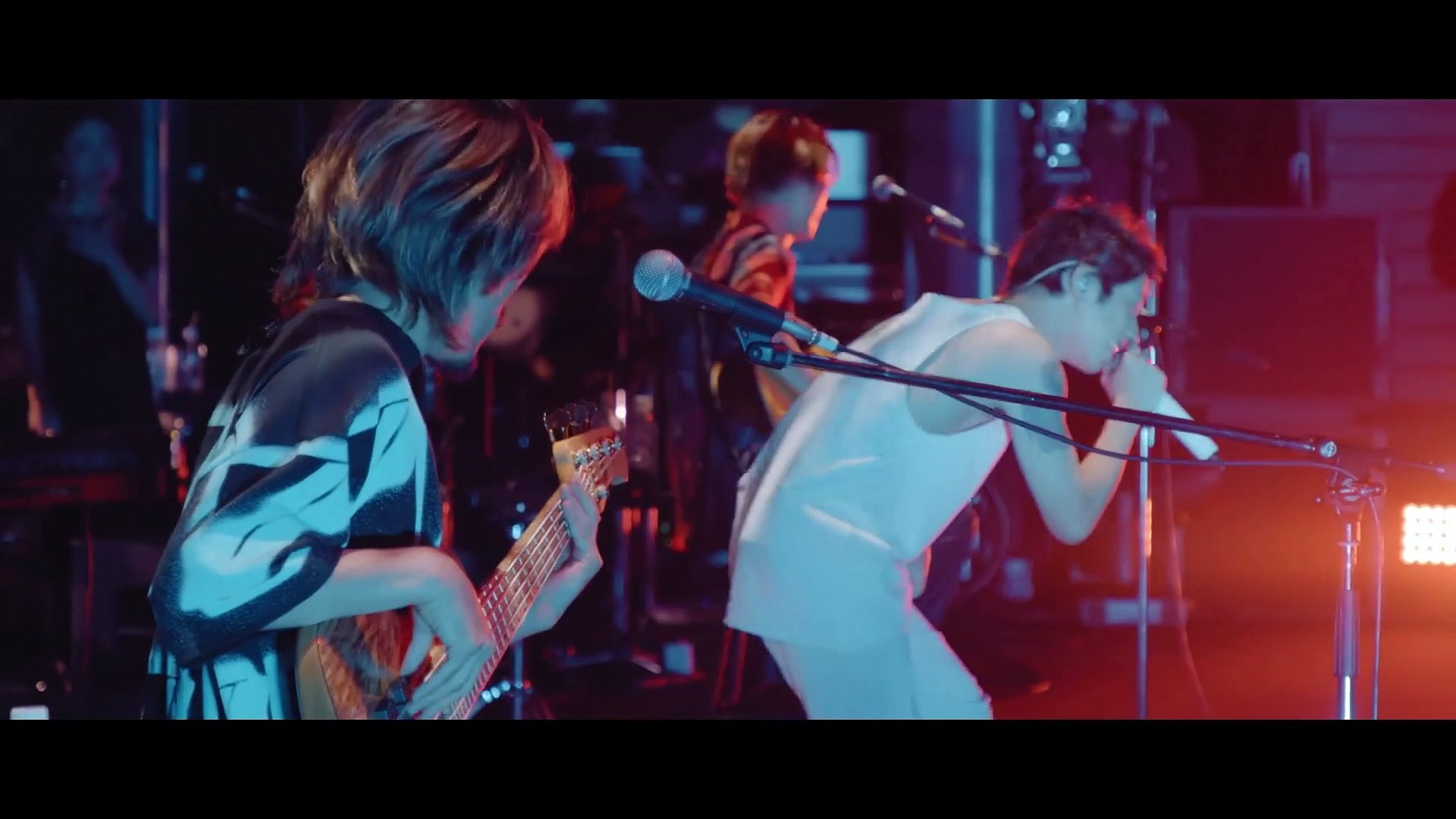 ONE OK ROCK Day to Night Acoustic Sessions - Renegades - video