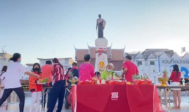 ตรุษจีน 2565 ชาวไทยเชื้อสายจีน แห่ออกมากราบไหว้ ขอพร ย่าโม คึกคัก