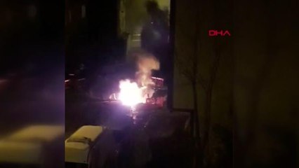 SULTANGAZİ'DE MAHALLE SAKİNLERİNİ SOKAĞA DÖKEN PATLAMA