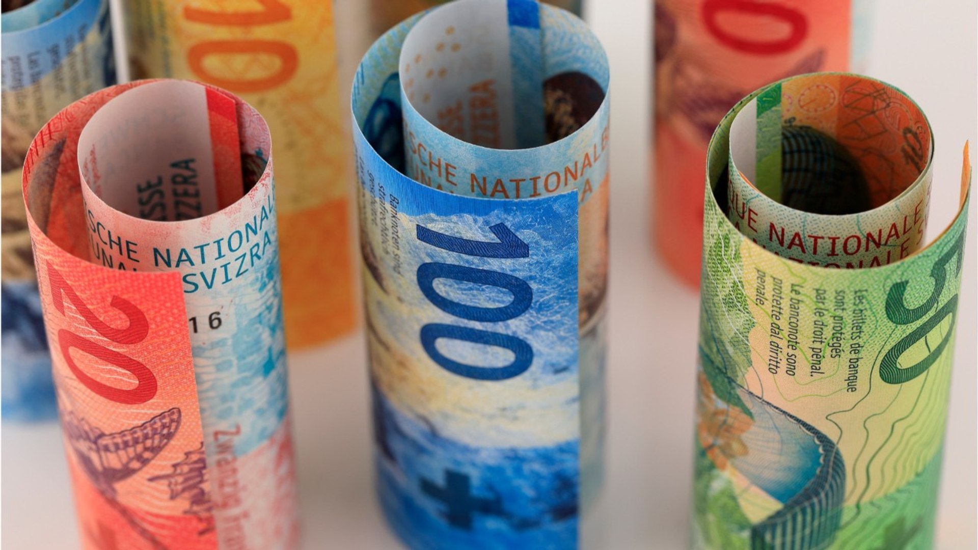 Change : le franc suisse (CHF) vaudra-t-il bientôt un euro ? - Vidéo  Dailymotion