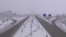 Kar yağışı ulaşımı olumsuz etkiliyor - Konya-Ankara kara yolu