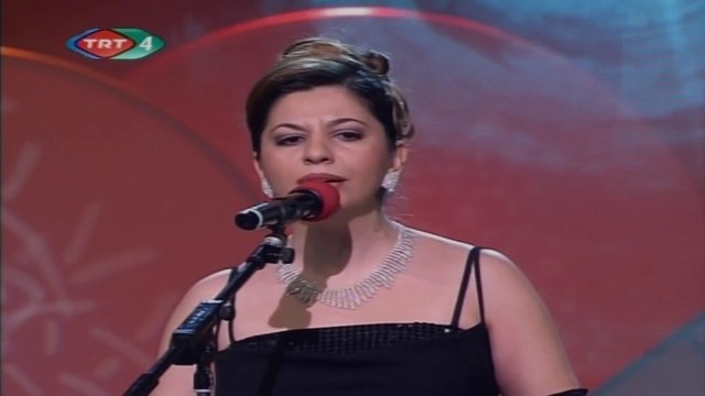 Çiğdem Gürdal / Bir kere bakanlar unutur derdi günahı