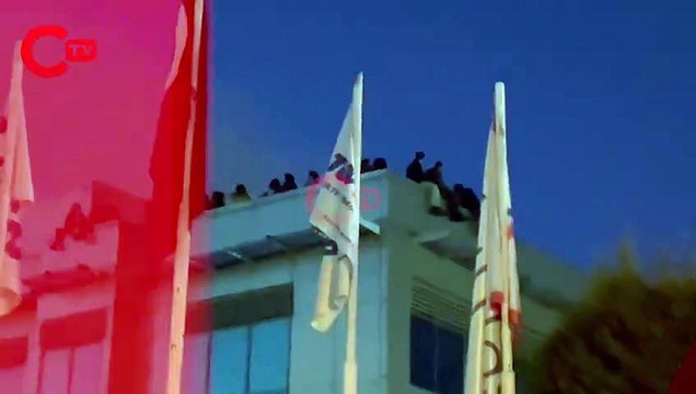 Farplas'ta direnişe polis müdahalesi: 200 işçi biber gazlı, 'drone'lu müdahaleyle gözaltına alındı