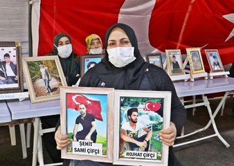 HDP ÖNÜNDE NÖBETTEKİ ANNE: İKİ EVLAT ACISI ÇEKİYORUM