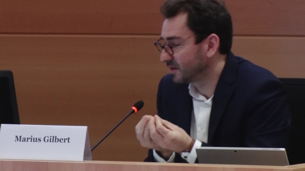 Le CST présente un bénéfice pour l'incitation à la vaccination, mais très peu pour la transmission (Marius Gilbert)