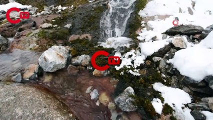 Derebağ Şelalesi'nde kış güzelliği