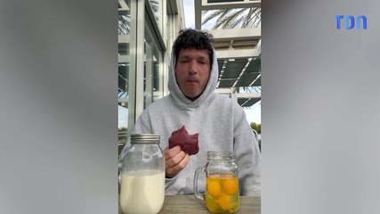 Il ne mangera que de la viande crue tant qu'il survit à ce régime