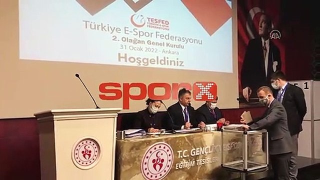 E-Spor Federasyonunda Alper Afşin Özdemir güven tazeledi