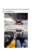 Ces ambulanciers ont des compétences de conduite incroyable!