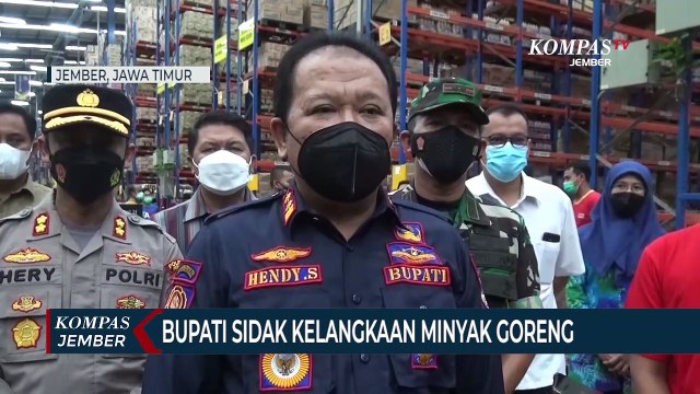 Bupati Sidak Kelangkaan Minyak Goreng di Gudang Toko Waralaba