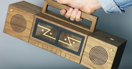 Zette System : cette console rétro de luxe vous permettra de jouer à 10 000 jeux sur vidéo-projecteur