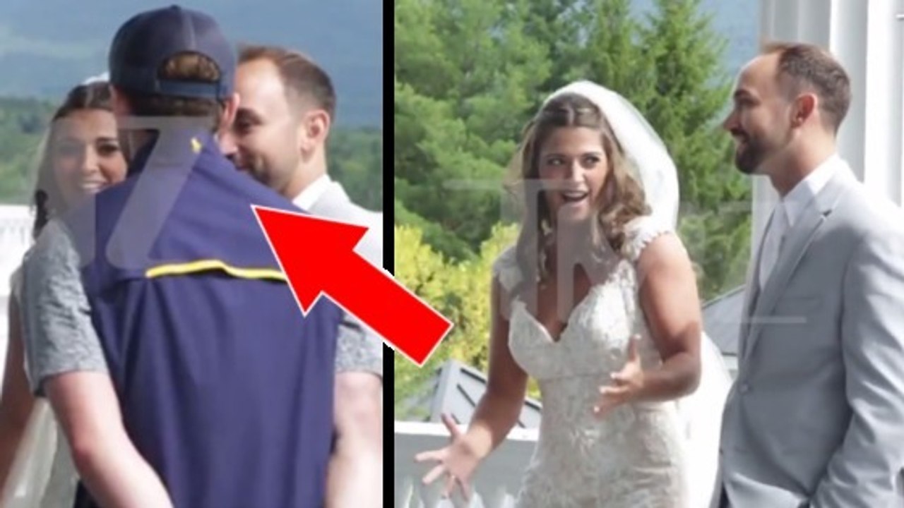 Justin Timberlake : il s'incruste à un mariage et pose avec les jeunes mariés