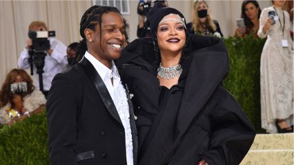 GALA VIDEO - Rihanna enceinte: ce qu’il faut savoir sur son compagnon A$AP Rocky