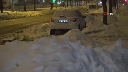 Aksaray'da kar yağışı kenti yeniden beyaza bürüdü
