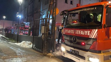 Kumaş imalathanesinde çıkan yangın söndürüldü