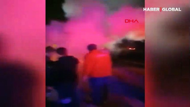 TEM'de korku dolu anlar! Otomobil seyir halinde alev aldı